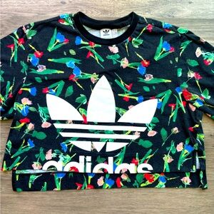 Adidas Floral Croptop Tee Sz.M
